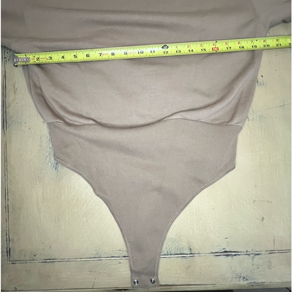 Forever 21 Sweatshirt - Picture 5 of 6